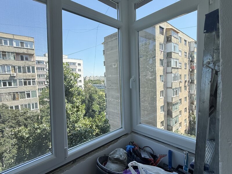 Drumul Taberei, V. Argesului, reabilitat, dec. et. 7/10 la 5 min. de metrou